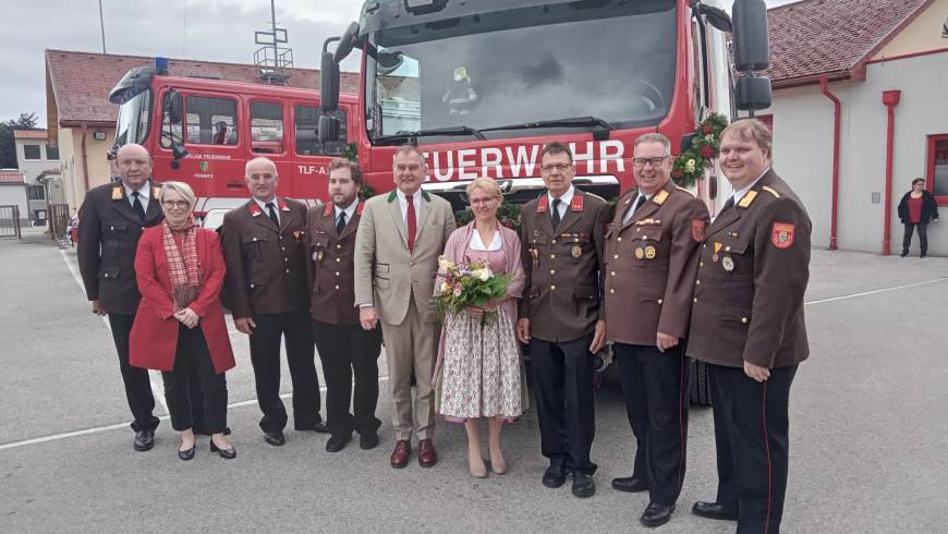 Abschnittsfeuerwehrtag und Frühschoppen mit Fahrzeugsegnung