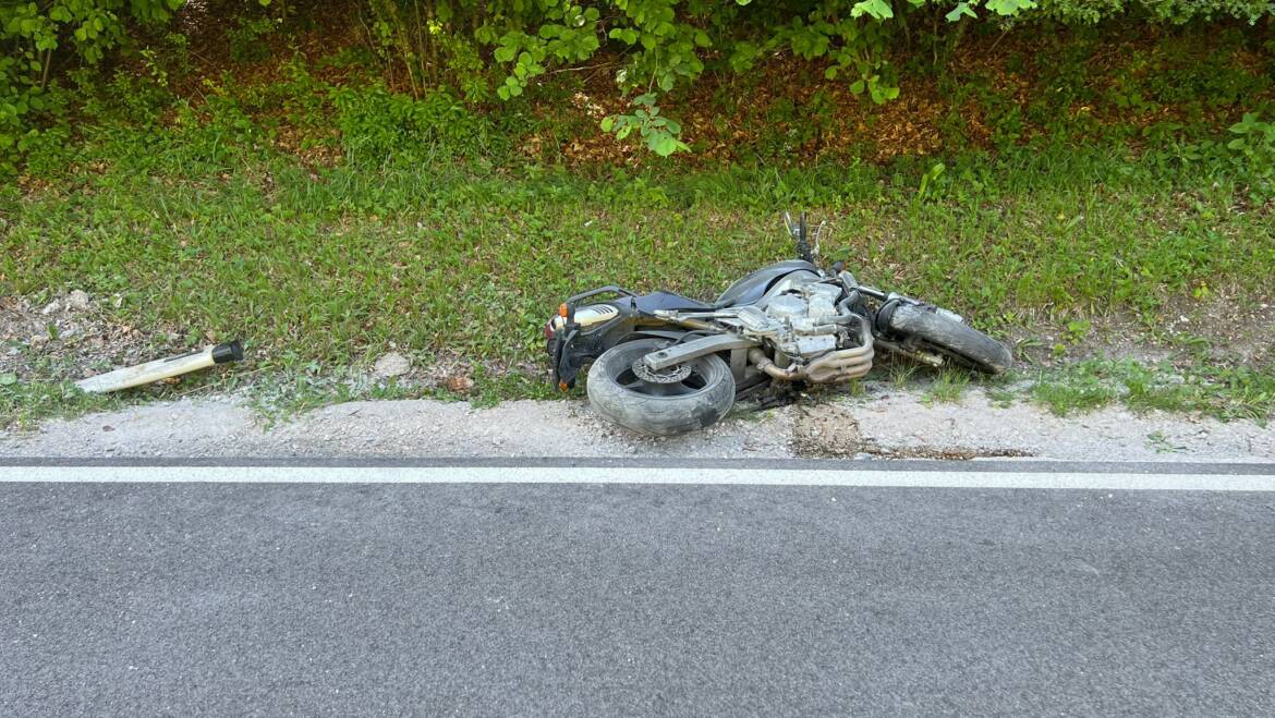 Motorradbergung mit Betriebsmittelaustritt