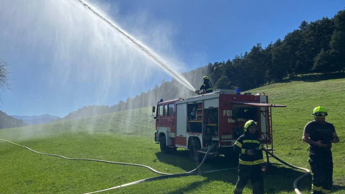 Branddienstübung in Feichtenbach